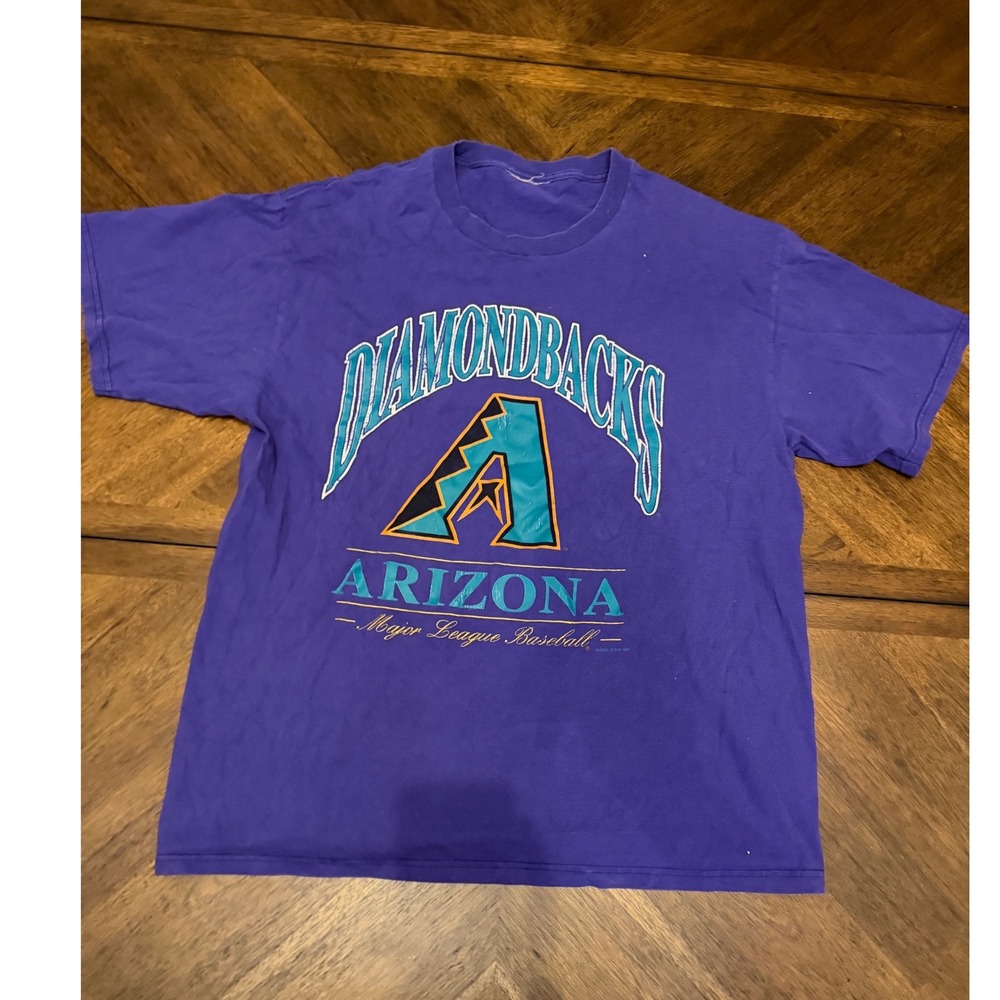 Vintage 1997 Arizona Diamondbacks Nutmeg MLB T-Shirt Purple Mens XL 90s Graphic
